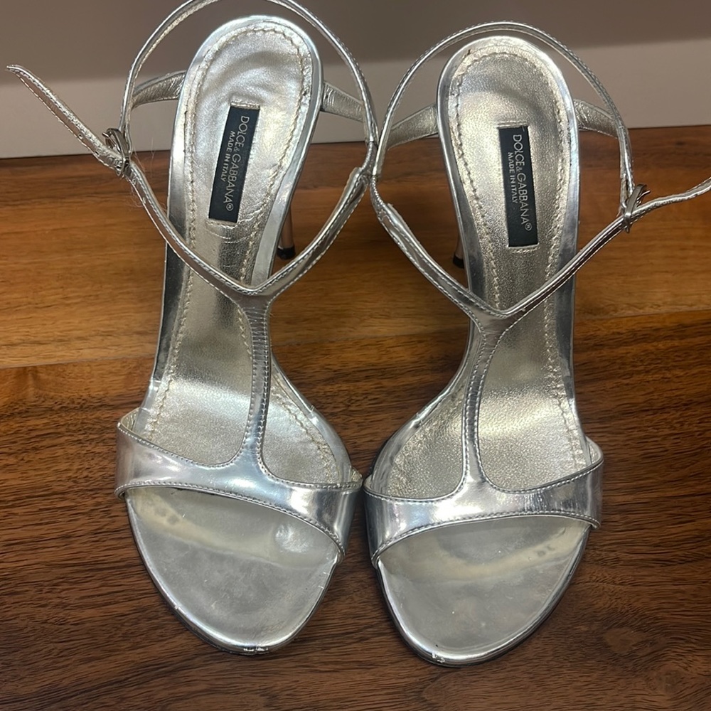 Dolce and Gabbana silver heels size 36